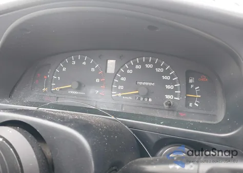 1996 Toyota Highlander из США, поврежденный, VIN VZN1850037621